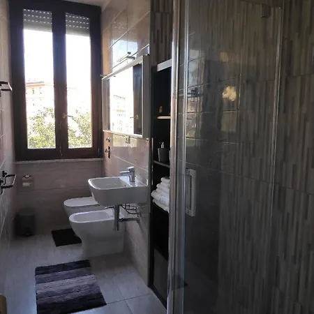 Duomo Lucania M3 - Barney's Apartment Milan